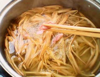 黄花菜肉片汤的做法步骤：9