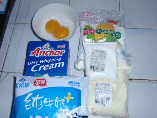 香草冰激凌的做法步骤：1