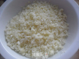 白菜猪肉馅饺子的做法步骤：1