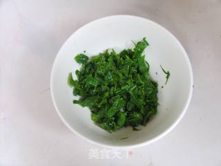 香椿千层饼的做法步骤：2