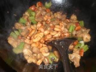 腰果鸡丁的做法步骤：10