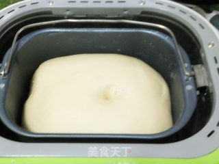 酥皮菠萝包的做法步骤：1