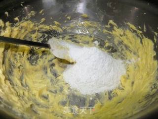 酥皮菠萝包的做法步骤：3