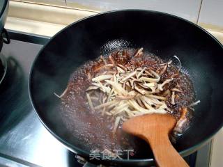 家常面食“香菇炒面”的做法步骤：4