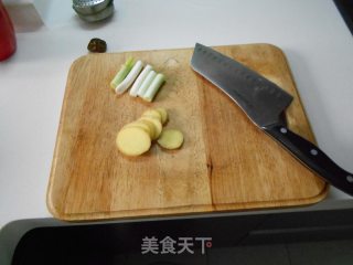电压力锅版三黄鸡汤的做法步骤：7