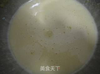 火龙果皮芝麻小饼的做法步骤：1