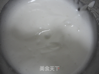 火龙果皮芝麻小饼的做法步骤：2