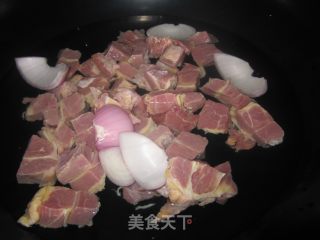 牛肉萝卜山药汤的做法步骤：2