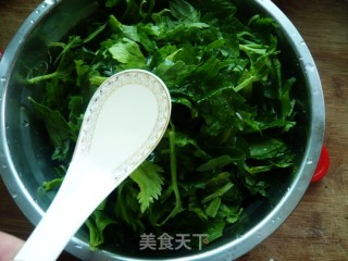 蒸芹叶的做法步骤：2