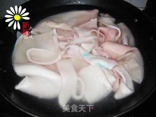 四色皮冻的做法步骤：4