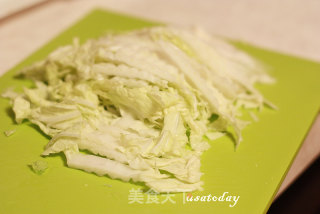 【东煮】低卡系列山东炒炒肉 Shaindong style chinese cabbage的做法步骤：2