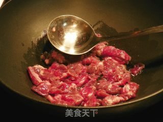 番茄牛肉的做法步骤：2