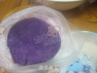 莓芯紫薯球的做法步骤：4