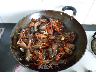 油焖小龙虾的做法步骤：4