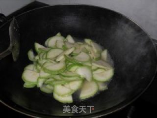 西葫芦炒蛋的做法步骤：6