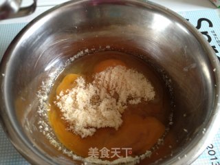 芒果蛋糕卷的做法步骤：2