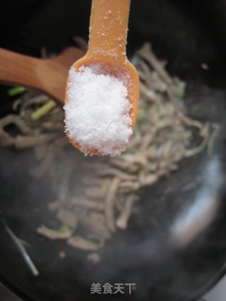肉丝金针菇的做法步骤：6