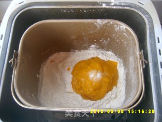 四色吐司的做法步骤：4