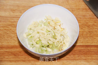 酱香小鱼干的做法步骤：4