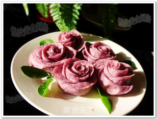 【百变面食】紫薯的诱惑---紫薯玫瑰馒头的做法步骤：14