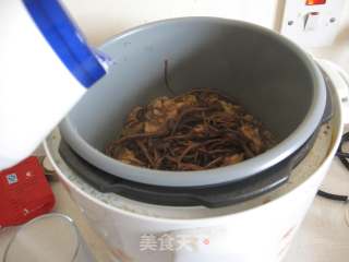 茶树菇焖鸡的做法步骤：11