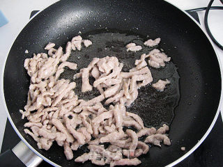 香菇蒜薹炒肉丝的做法步骤：5