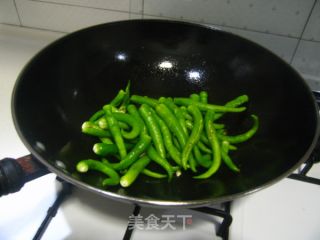 杭椒牛柳情深之外的一款惹味--杭椒肉末恋的做法步骤：5