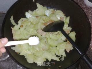 适合上班族的快手菜——肉片炒黄瓜的做法步骤：7