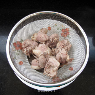 茯苓冬瓜鸭汤 :夏季调理脾胃第一汤的做法步骤：3