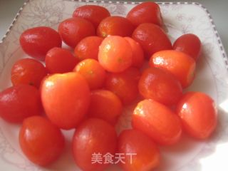 话梅圣女果的做法步骤：3