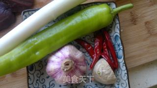 海鲶鱼炖豆腐的做法步骤：1