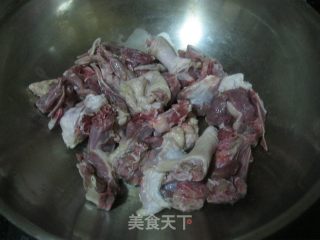 菠萝鸭的做法步骤：2