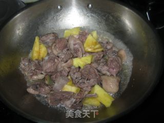 菠萝鸭的做法步骤：5
