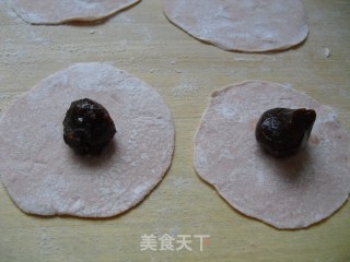 莓香豆沙饺的做法步骤：6
