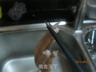 泡椒凤爪的做法步骤：3