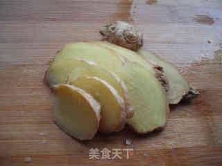 丝瓜皮蛋面的做法步骤：2