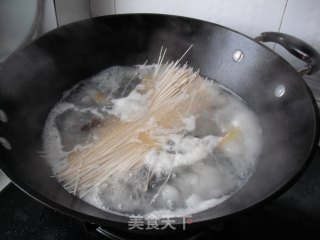 丝瓜皮蛋面的做法步骤：6
