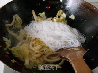 白菜炒粉丝的做法步骤：5