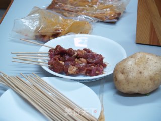 黑三孜然串的做法步骤：3