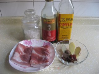 肉夹馍的做法步骤：1