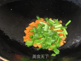 韭菜咸菜炒豆渣的做法步骤：6
