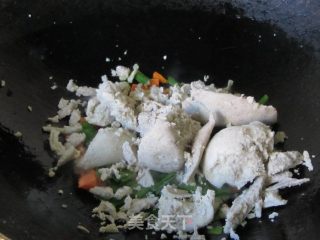 韭菜咸菜炒豆渣的做法步骤：7