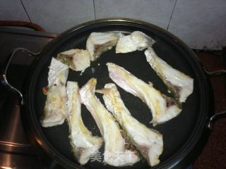 香煎鱼腩的做法步骤：3