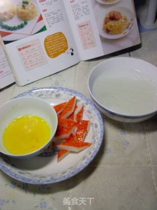 蟹肉棒粉丝鸡蛋汤的做法步骤：2