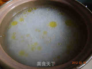 腊味煲仔饭的做法步骤：2