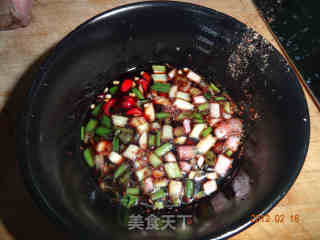 腊味煲仔饭的做法步骤：6