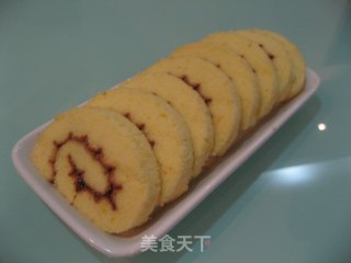 香草果酱蛋糕卷的做法步骤：8