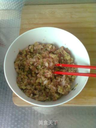 茄子五花肉蒸包的做法步骤：6