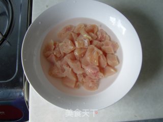 懒人快手简易辣子鸡的做法步骤：2