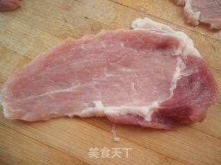 烤里脊的做法步骤：1